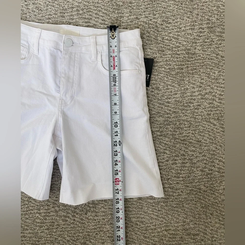 Kut from the Kloth White Denim Shorts Raw Hem Hailey High Rise Size 4 NWT Summer